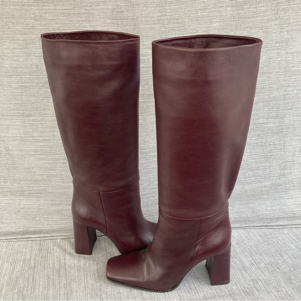 Elegant Burgundy Knee-High Leather Boots